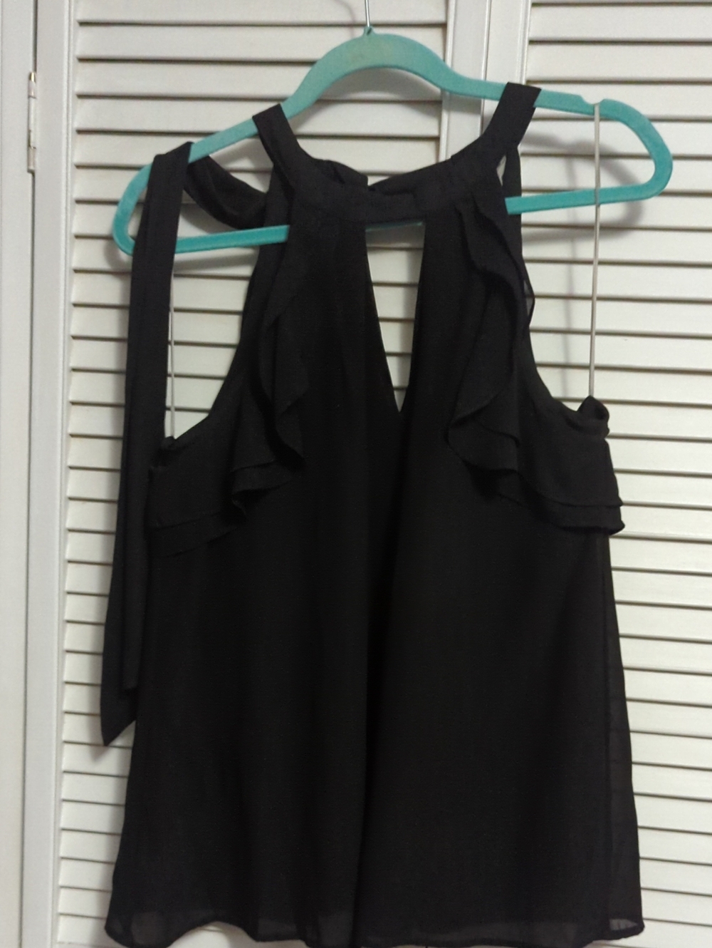 "Tristan" Black Ruffled Halter Camisole
